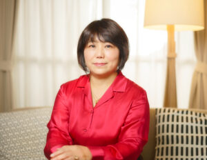 西洋占星術師　ヒプノセラピスト　小川智子